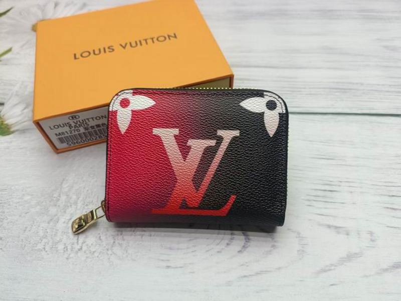 LV Wallets 79